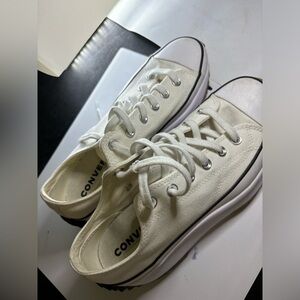 NWOT Converse